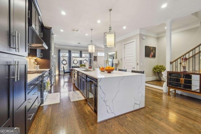 Building Photo - 1098 Briar Cove Cir