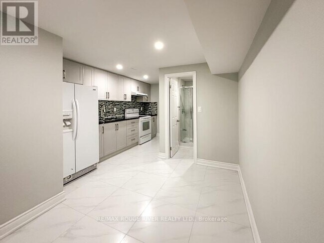 Building Photo - 1869 Brookshire Square