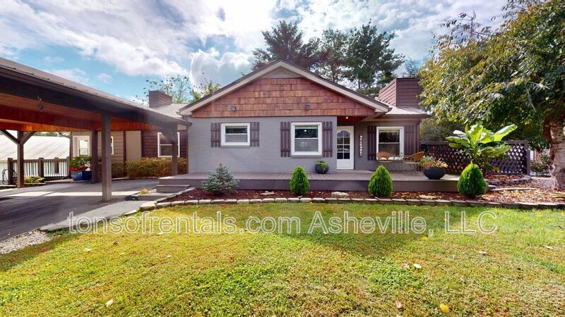Primary Photo - 423 Crest Rd