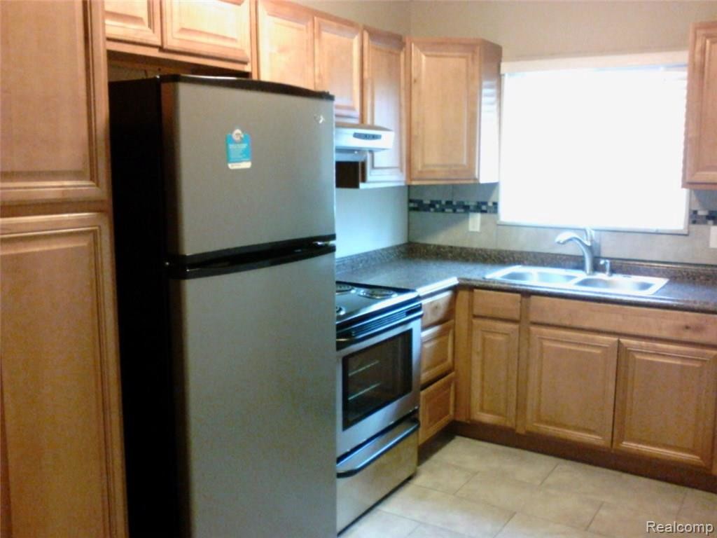 Foto principal - 1400 W Nine Mile Rd