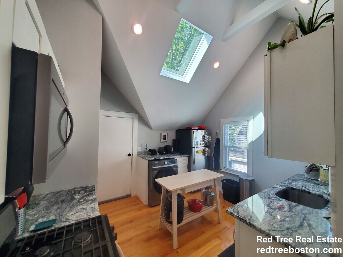 Foto principal - 72 Marshall St