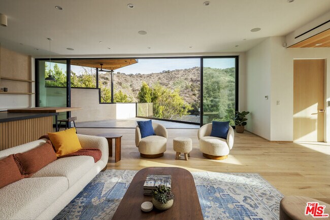 Building Photo - 3755 Camino de la Cumbre