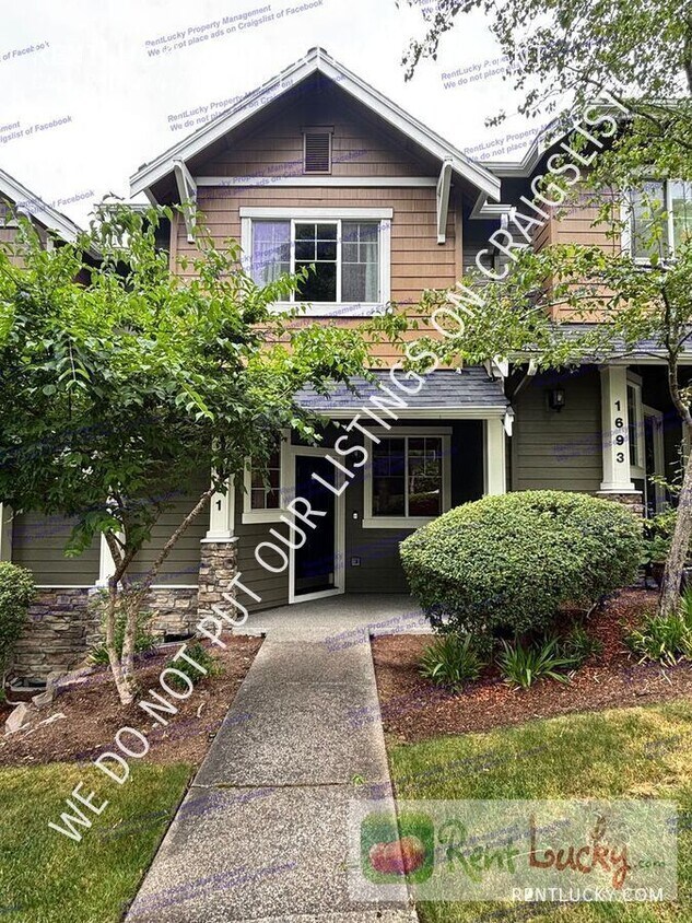 Foto principal - 1691 NE Juneberry St