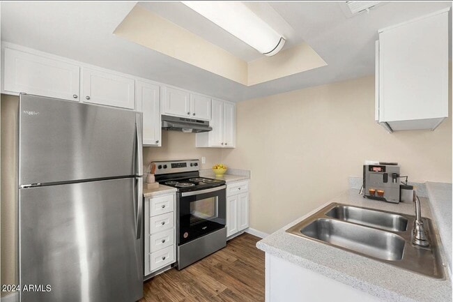 Building Photo - 1111 E Brown Rd