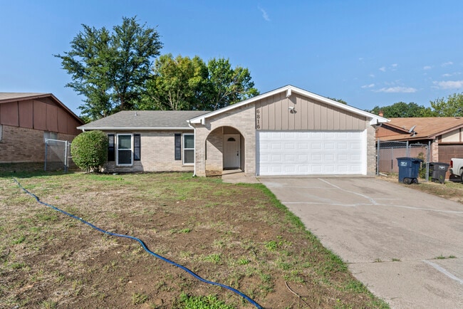Building Photo - 6816 Westglen Dr