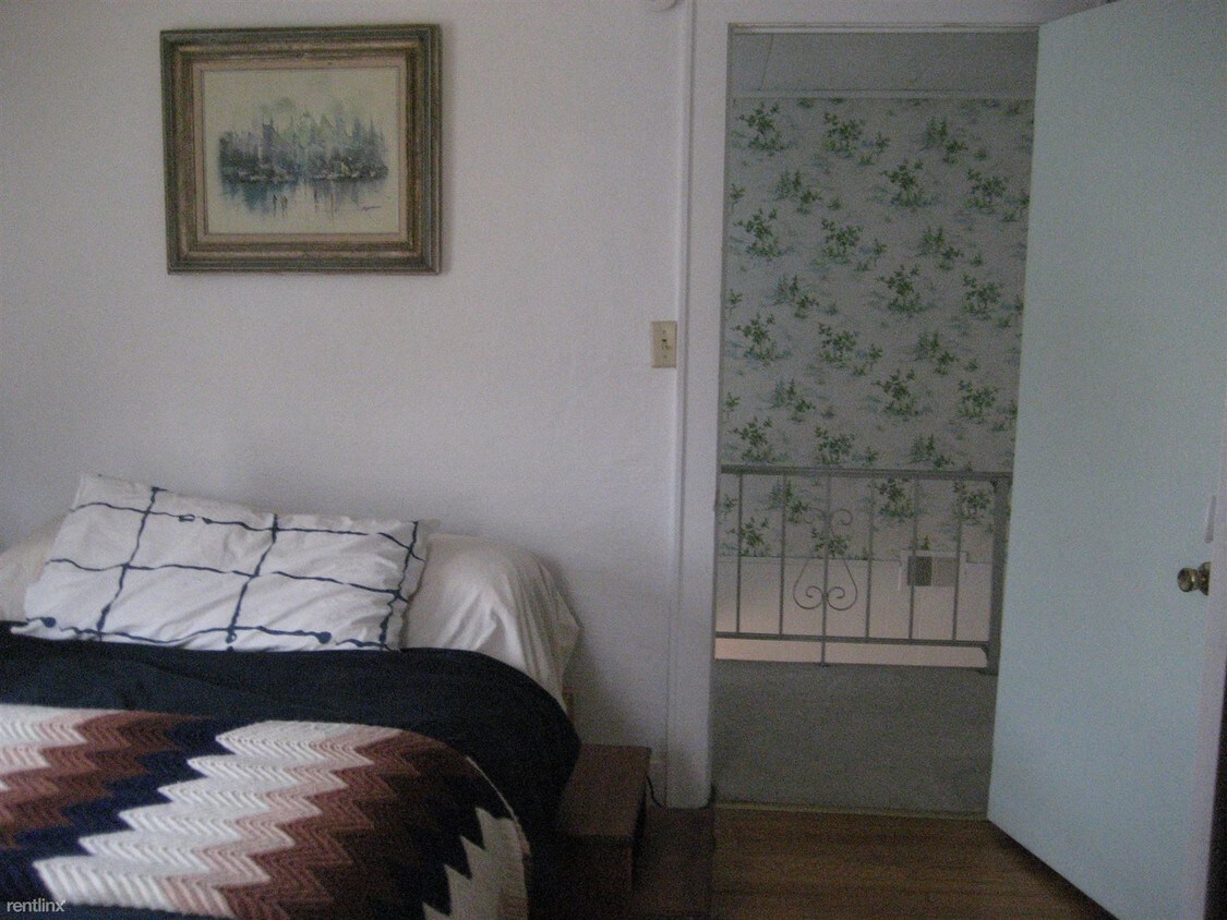 Primary Photo - 116 Park St