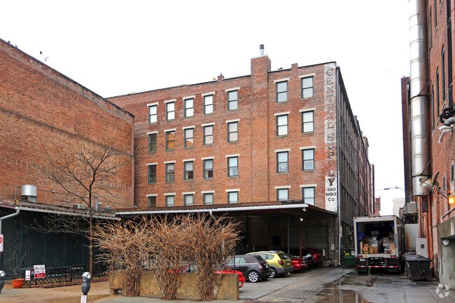 Foto del edificio - 1108-1112 Howard St