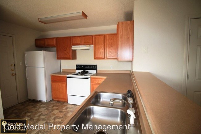 Building Photo - 811 Industrial Ave