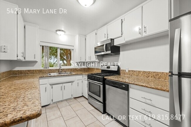 Foto del edificio - 5423 Mary Ln Dr