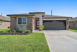 Building Photo - 14814 Cold Water Dr