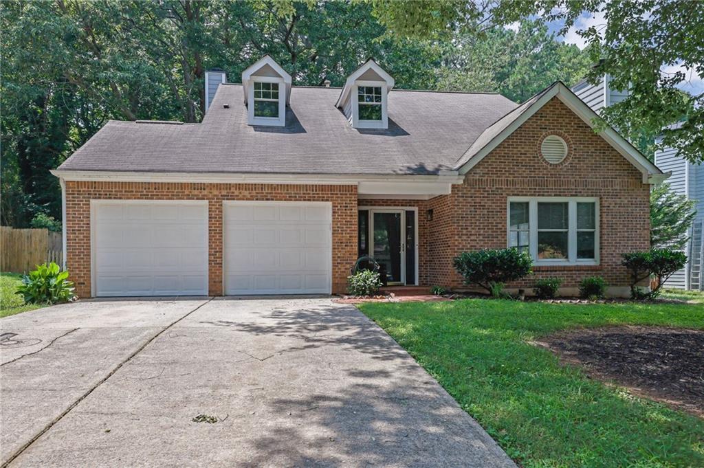 Foto principal - 10480 Summer Creek Dr