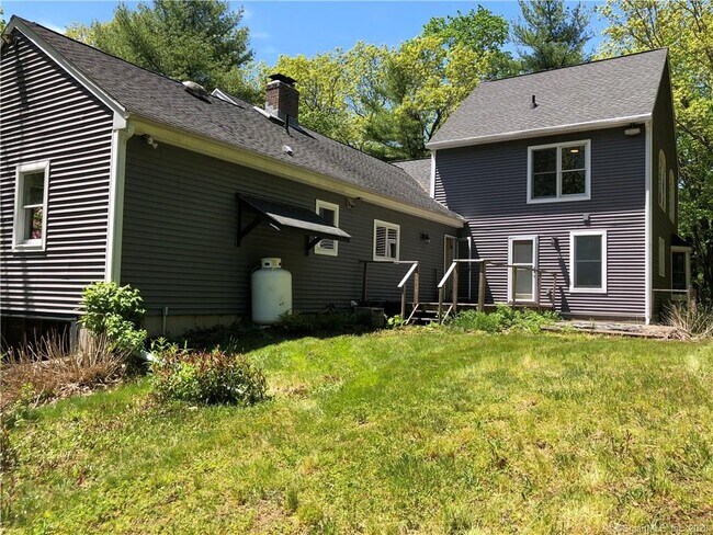 Building Photo - 95 Mansfield Rd