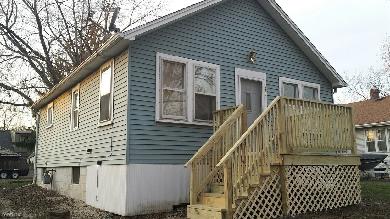 Primary Photo - 0N384 Fanchon St