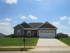 Building Photo - 348 Mayberry Way