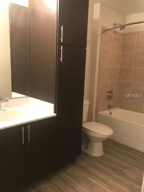 Foto del edificio - 415-817 E Pine St