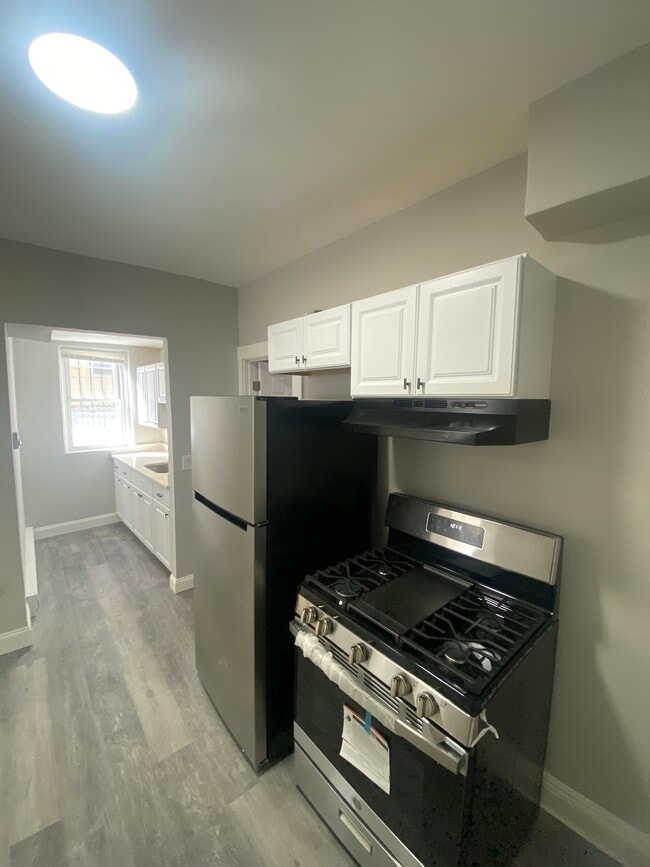 Building Photo - 472 Norfolk St