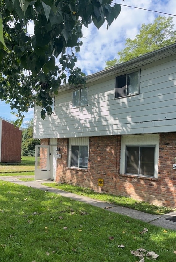 40 Poplar St Apartment for Rent in Toledo, OH