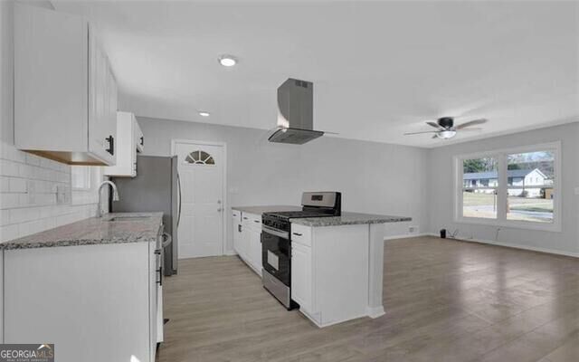 Building Photo - 3047 Horse Shoe Dr