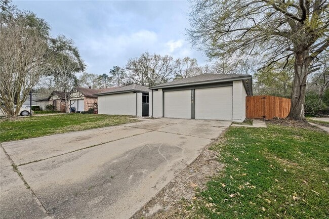 Foto del edificio - 6523 Brookgate Dr