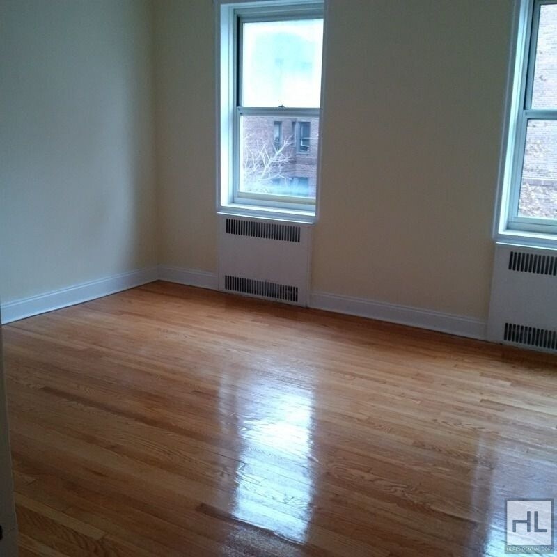 Foto del edificio - 7272 112th St