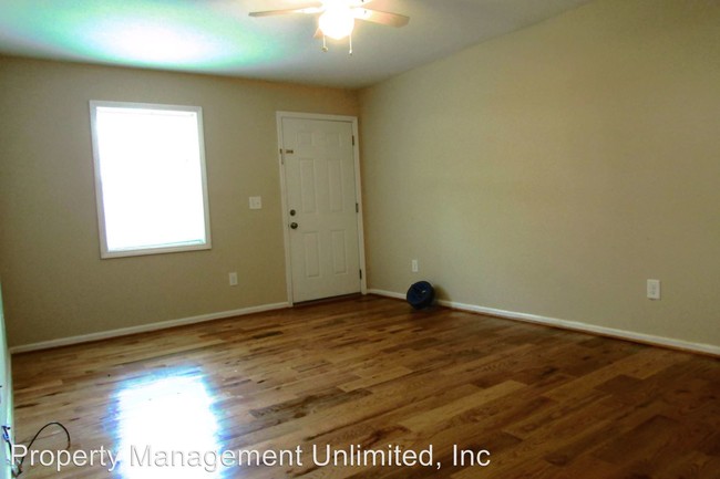 Building Photo - 5919 Lone Oak Dr SW