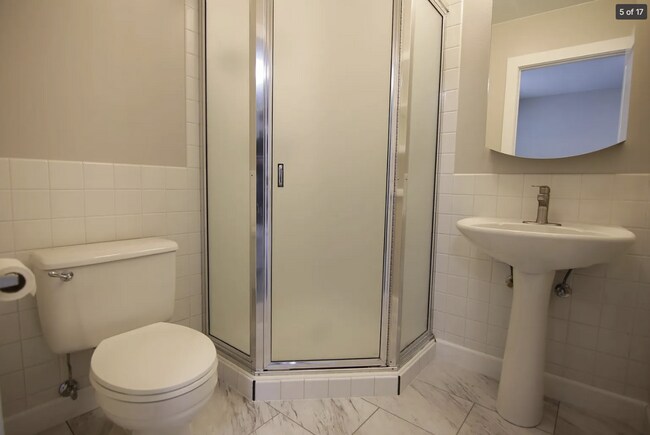 Foto del edificio - 1126/1128 E 29th Ave