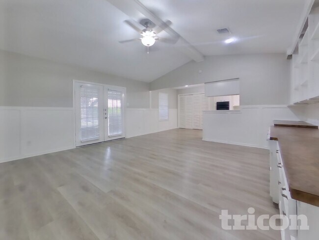 Foto del edificio - 902 Lanell St