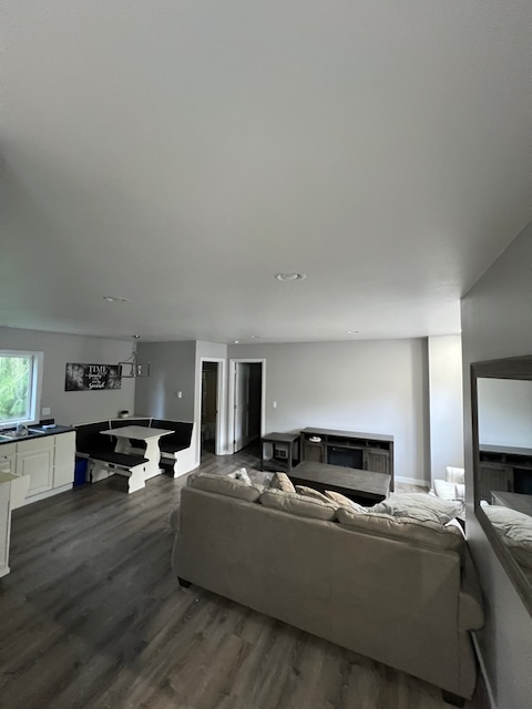 Building Photo - 10635 Woodchuck Ln SE