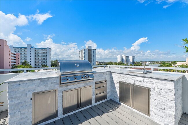 Foto del edificio - 3270 NE 15th St