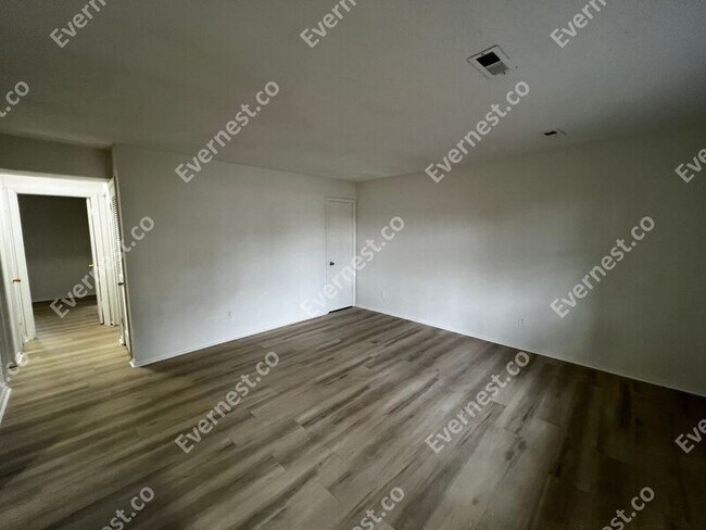 Building Photo - 3714 Penny St SW