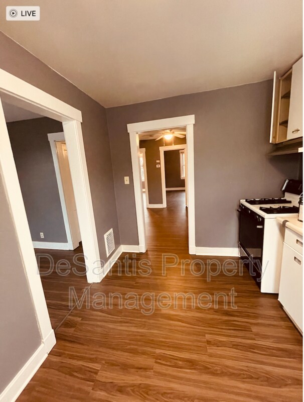 Foto del edificio - 3827 Willow Ave