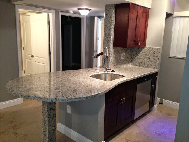 Photo - 2850 N Oakland Forest Dr Apartment