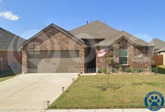 Building Photo - 1604 Silver Landing Trail