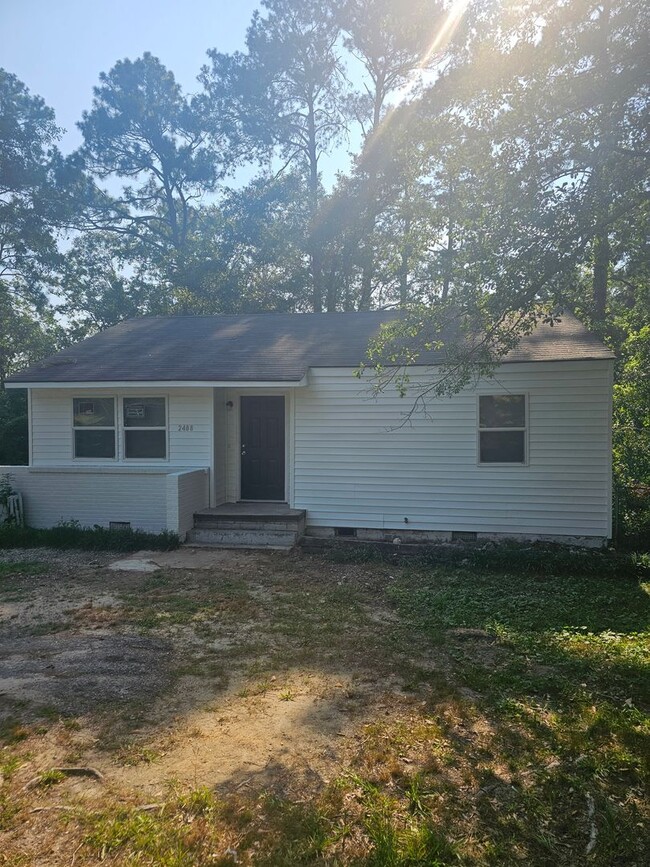 Building Photo - Totally remodeled 2BR