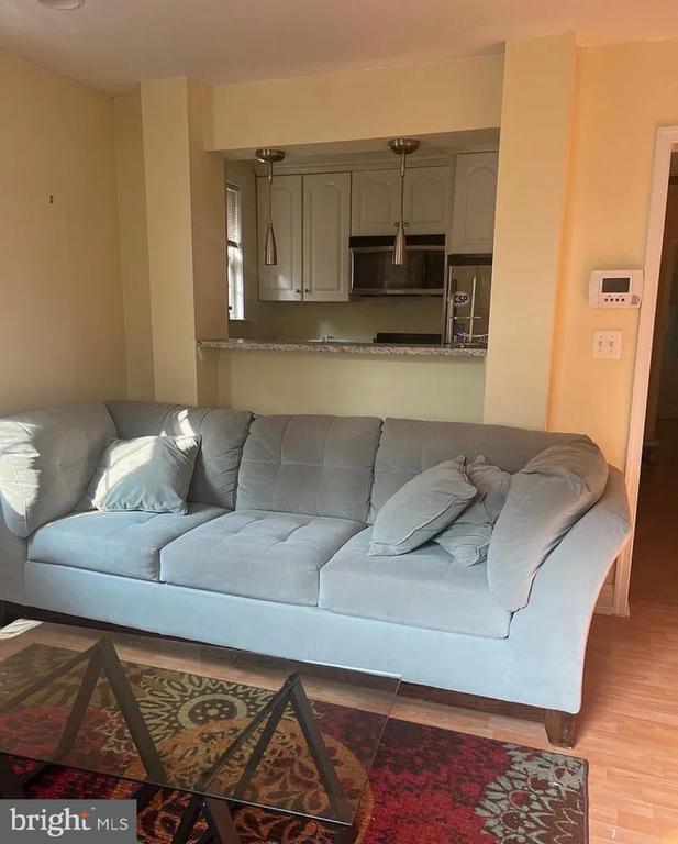 Foto del edificio - 8414 Flower Ave