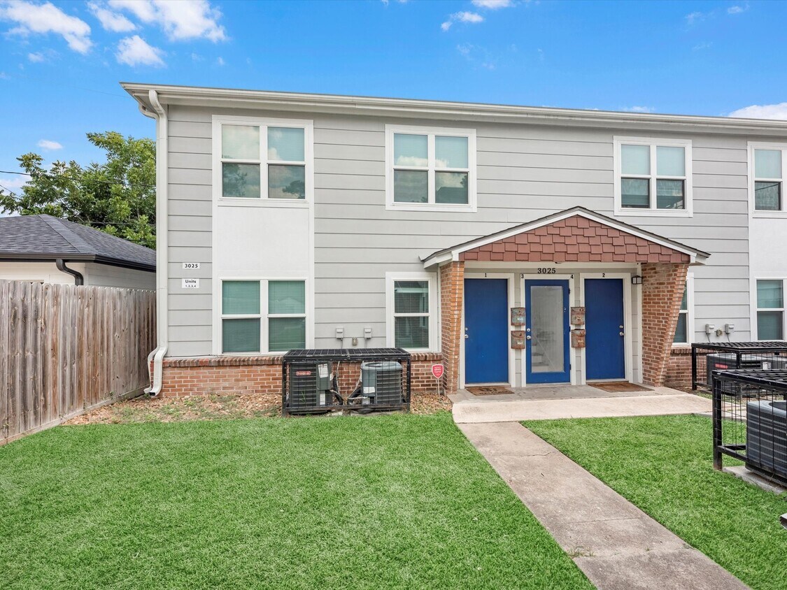 Foto principal - 3025 Prospect St