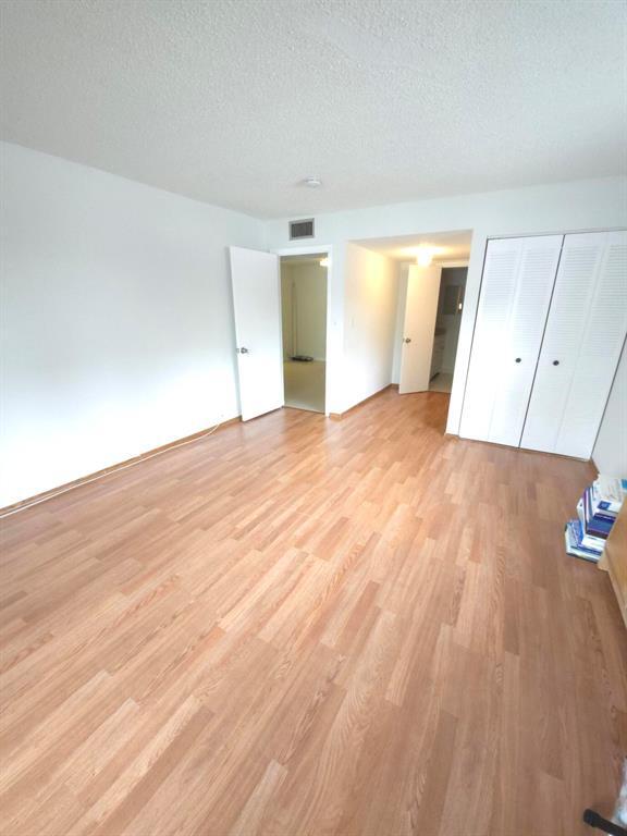 Foto del edificio - 3909 N Ocean Blvd