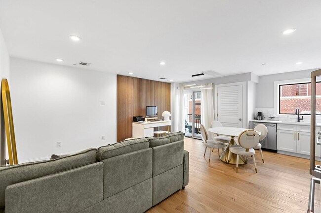 Foto del edificio - 2716 Palisade Ave