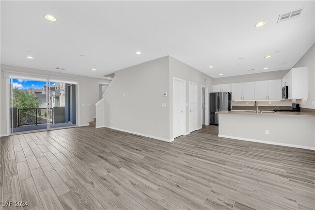 Foto del edificio - 11251 Hidden Peak Ave
