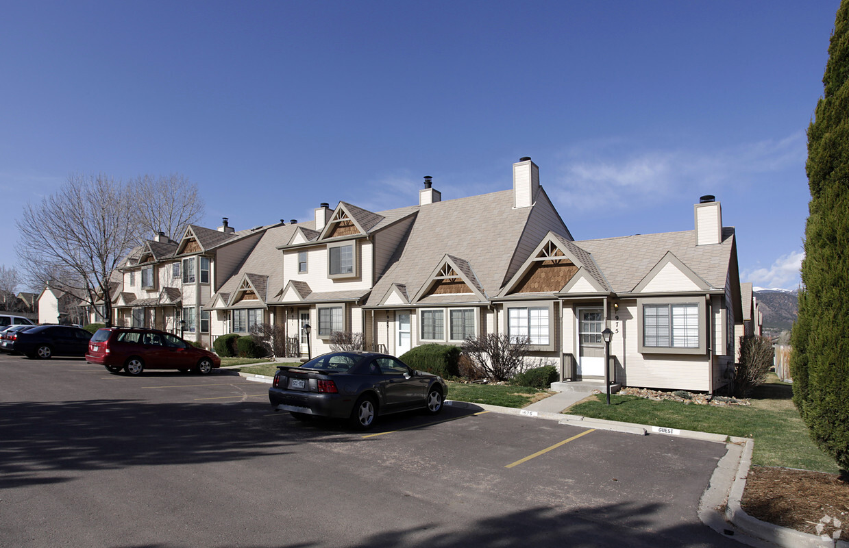 Primary Photo - Cheyenne Autumn Townhomes