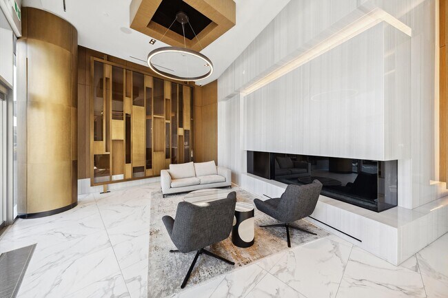 Photo du bâtiment - 15 Queens Quay E