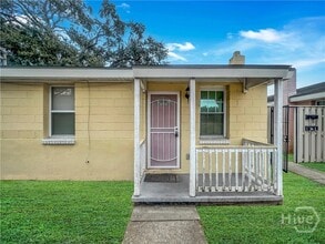 Building Photo - 514 W 32nd St