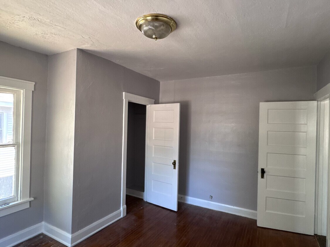 Building Photo - 1808 W Bradley Ave