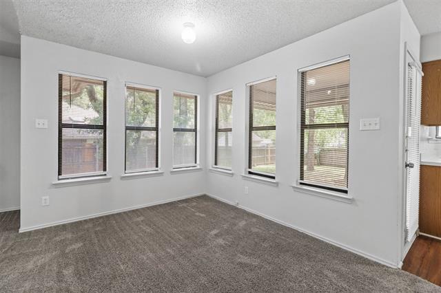 Foto del edificio - 616 Lake Crest Pkwy