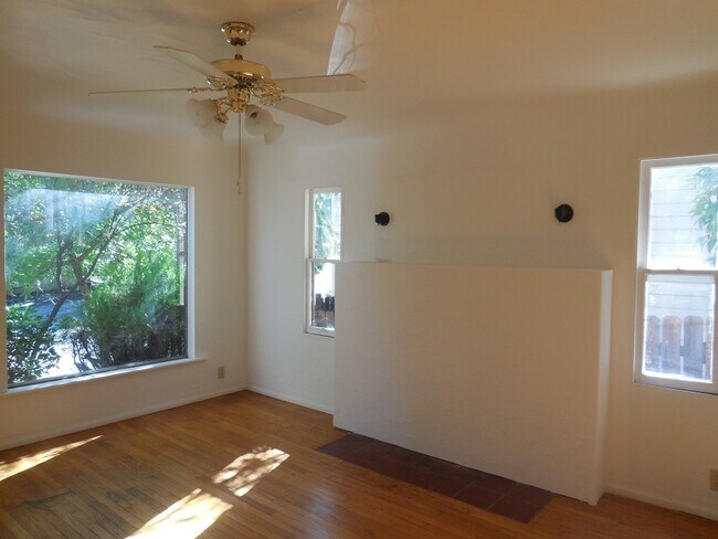 Building Photo - *WINTER SPECIAL - MOVE IN BY 12/31/2025 AND RECEIVE A 55'' FLAT SCREEN TV* CHARMING 2 BED 1.5 BAT...