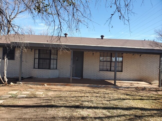 Building Photo - 602 Harwell St