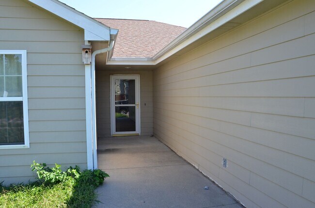 Building Photo - 1603 14th St Place