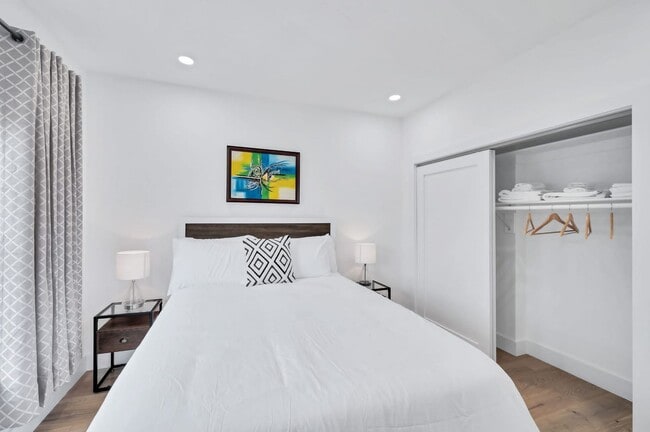 Photo - Charming 2BD 2Bath In Brightwood Park Apartment