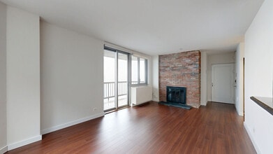 Interior Photo - View 34