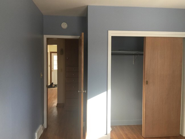 Foto del edificio - 6153 Eau Claire St